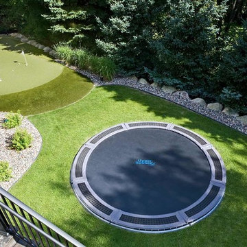 Backyard In-Ground Trampoline and Putting Green