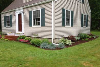 Inspiration for a traditional landscaping in Portland Maine.