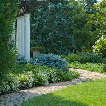 Beautiful Intimate Garden Property