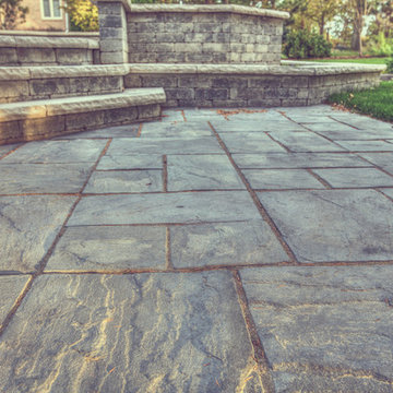 Beautify your back yard living space with Rosetta Dimensional Flagstone