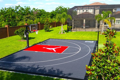 Design ideas for a mid-sized traditional backyard outdoor sport court in Orlando.