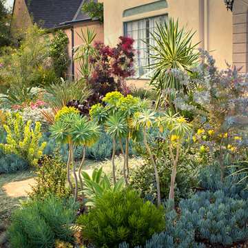 Beverly Grove,  Monet Landscape -Front Yard