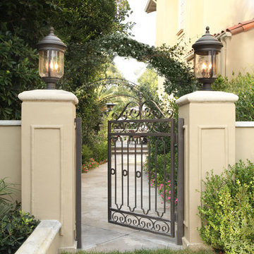 Beverly Hills Manor Exterior