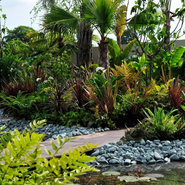 Tropical planting at Bloom 2010