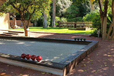 Klassischer Garten mit Sportplatz in Phoenix