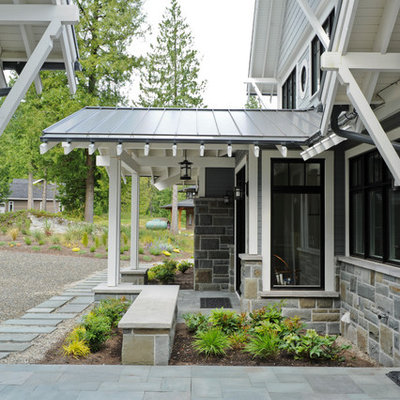 Inspiration for a transitional stone landscaping in Vancouver.