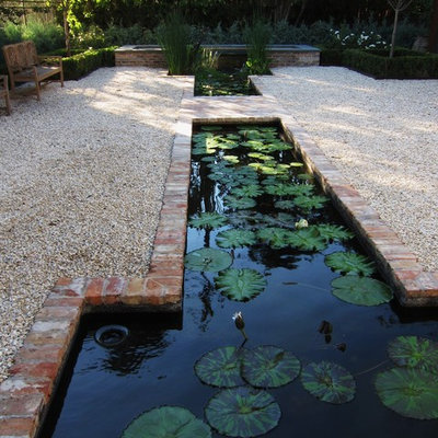 Photo of a traditional water fountain landscape in Houston.