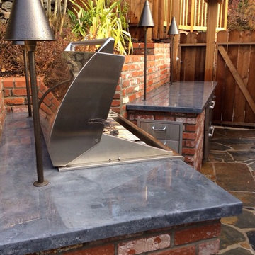 Brick BBQ for a Difficult Space
