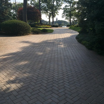Brick Paver Driveway Cleaning & Polymeric Sand In Bloomfield Township, MI