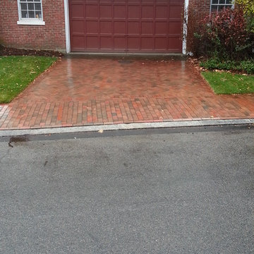 Brick, Stone, and Concrete Paver Driveways and Walkways