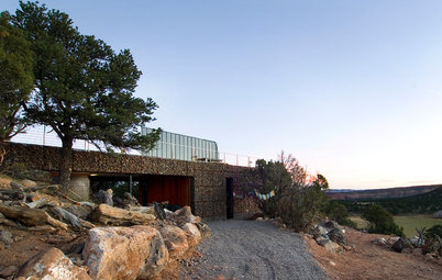 Houzz Tour: Moments of Meditation in a Utah Buddhist's Retreat