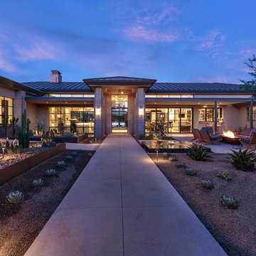 Camelback Mountain Contemporary | Front Entry Courtyard