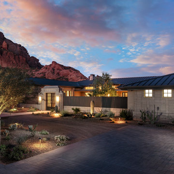 Camelback Mountain Contemporary | Front Entry Drive