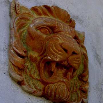 Cast Concrete Lion Head architectural detail in plaster