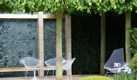 Garden Tour: Luxurious Italian Style in an English Garden