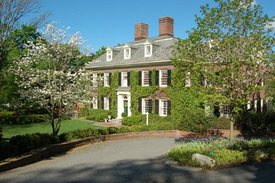 Chestnut Hill Colonial