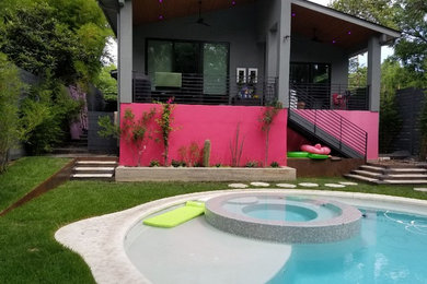 Circle Pool, Pink Wall