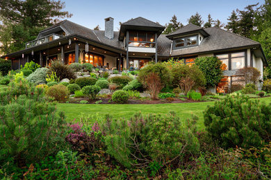 Photo of a traditional backyard landscaping in Vancouver.