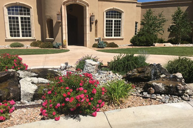 Photo of a southwestern landscaping in Albuquerque.