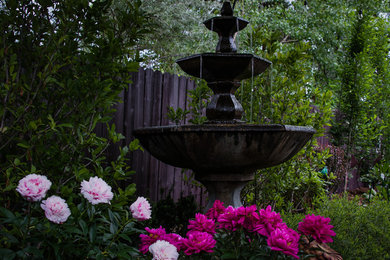 デンバーにあるトラディショナルスタイルのおしゃれな庭の写真