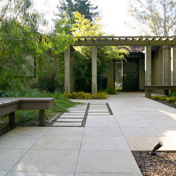 Concrete columns in Palo Alto