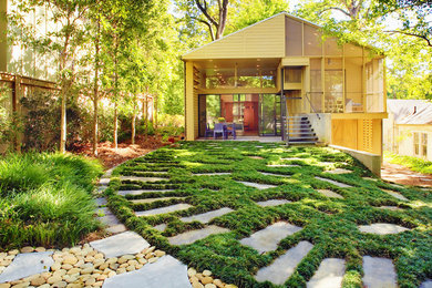 Design ideas for a contemporary landscaping in Atlanta.