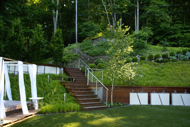 Contemporary Landscape by Spring Lake Garden Design