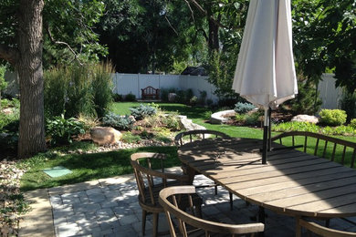 Contemporary Patio Garden Boulder