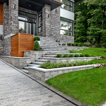 Contemporary Style Wall & Steps