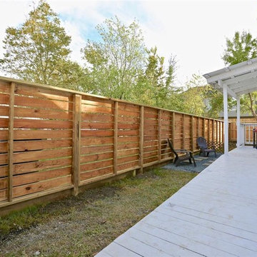 Cottage Wood Fence - Horizontal