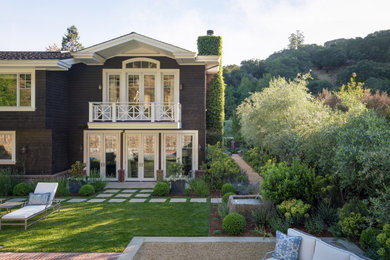 サンフランシスコにあるシャビーシック調のおしゃれな庭の写真