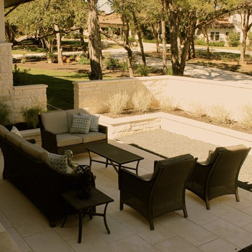 Courtyard Seating Area