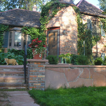 Cozy Cottage Walkway & Patio - Fort Collins, CO