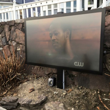 Cranston, RI- Outdoor television