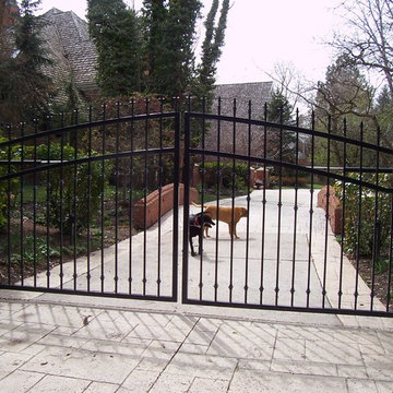 Crossland Driveway Gate