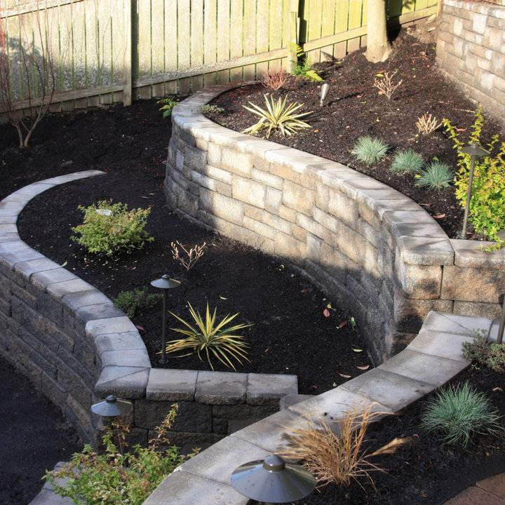Curved Retaining Wall Photos & Ideas Houzz