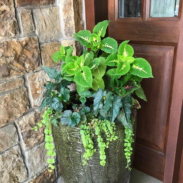 Custom Annual Flower Containers