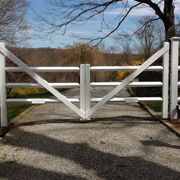 Custom Cedar Driveway Gate