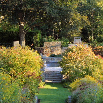 This is an example of a traditional backyard landscaping in New York.
