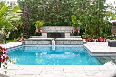 This is an example of a modern swimming pool in Toronto.