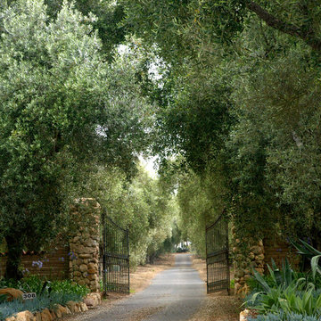 Driveway Gate Entrance