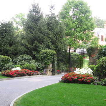 Driveway Landscape Design Plantings