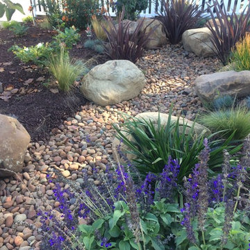 Dry River Bed Landscaping - Photos & Ideas | Houzz