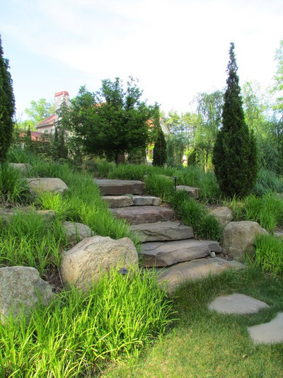 Medelhavsstil Trädgård by Rutgers Landscape Design