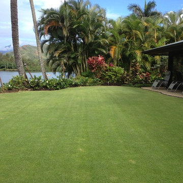 Emerald Zoysia bocce lawn along riverfront