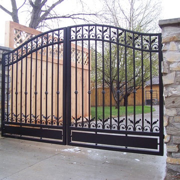 Driveway Gate Ideas - Photos & Ideas | Houzz