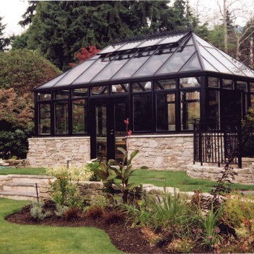 Estate Greenhouses and Garden Rooms