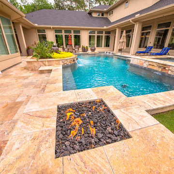 Expansive Courtyard & Pool Design