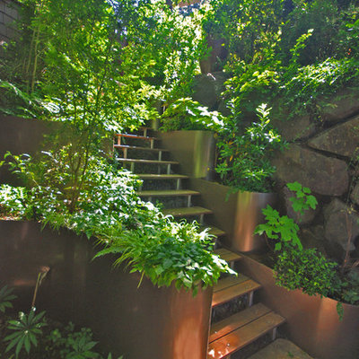 This is an example of a contemporary retaining wall landscape in Seattle.