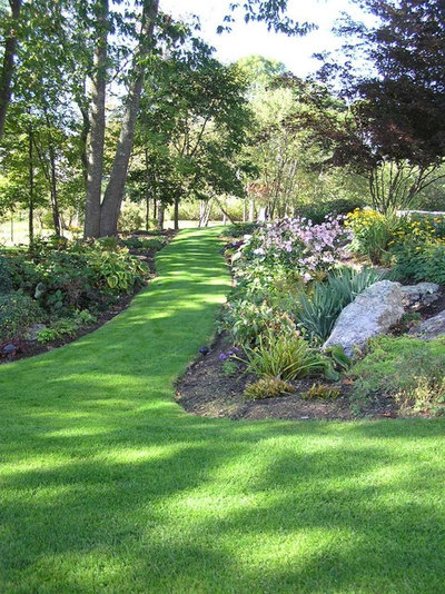 Klassisk Trädgård by Woodburn & Company Landscape Architecture, LLC